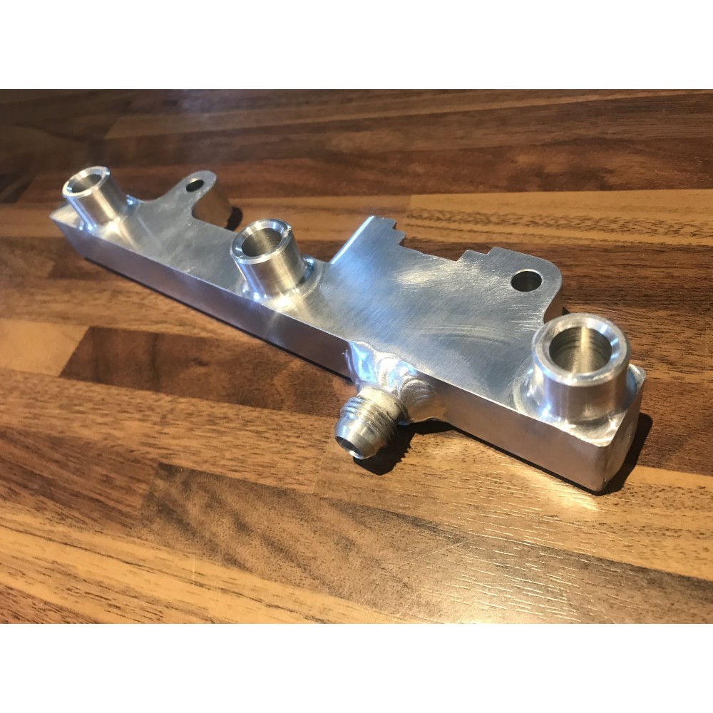 rampe d'injection en alu pour Yamaha MT09